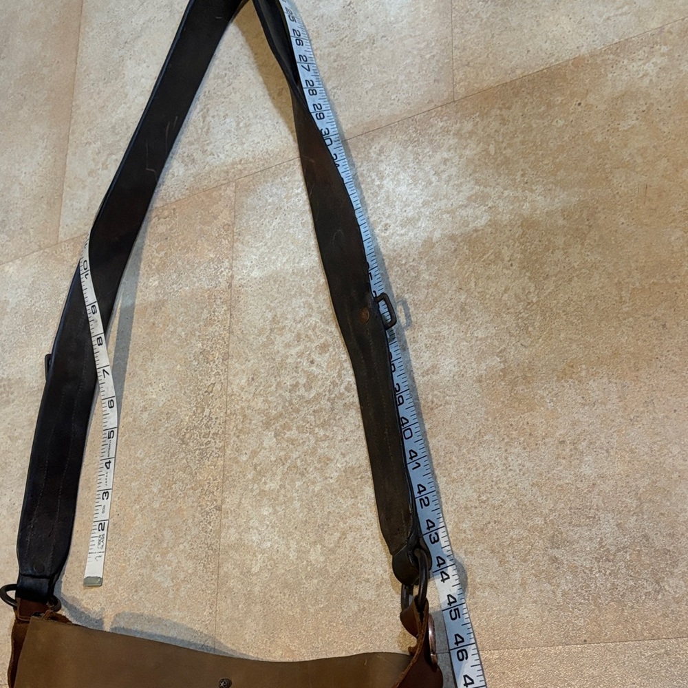Boutique full grain leather Tote - Picture 9 of 11